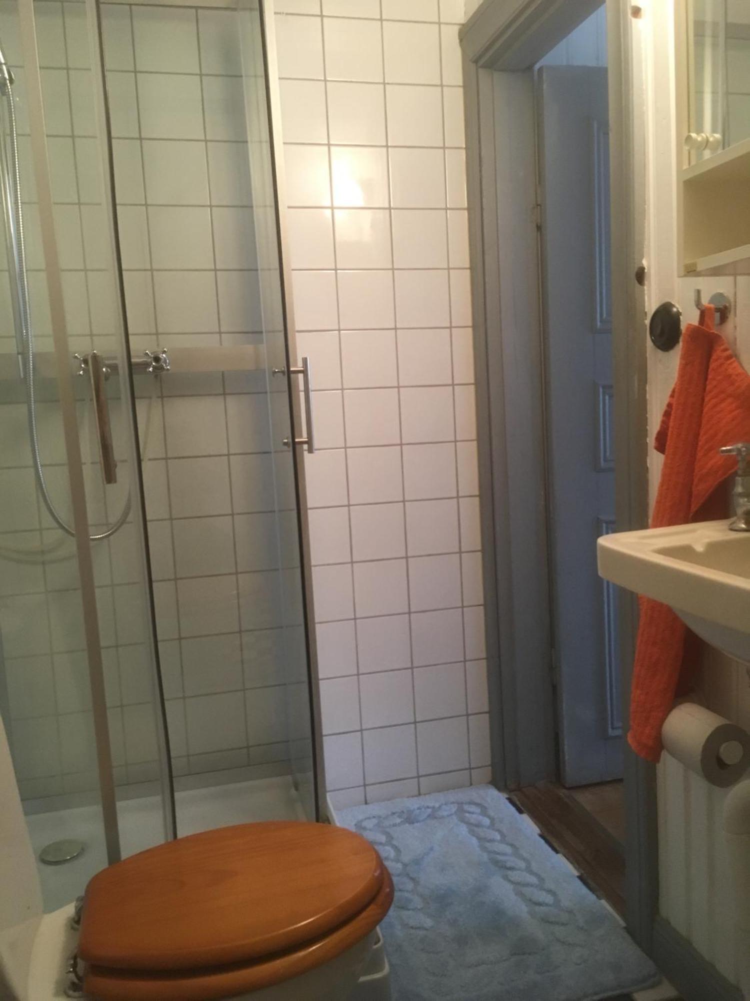 נאקה Stockholm B&B Cottage חדר תמונה