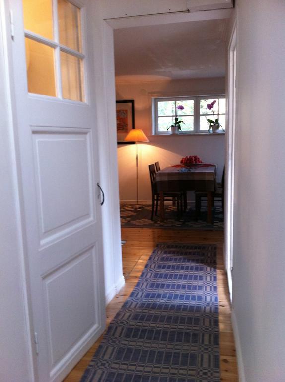 נאקה Stockholm B&B Cottage חדר תמונה