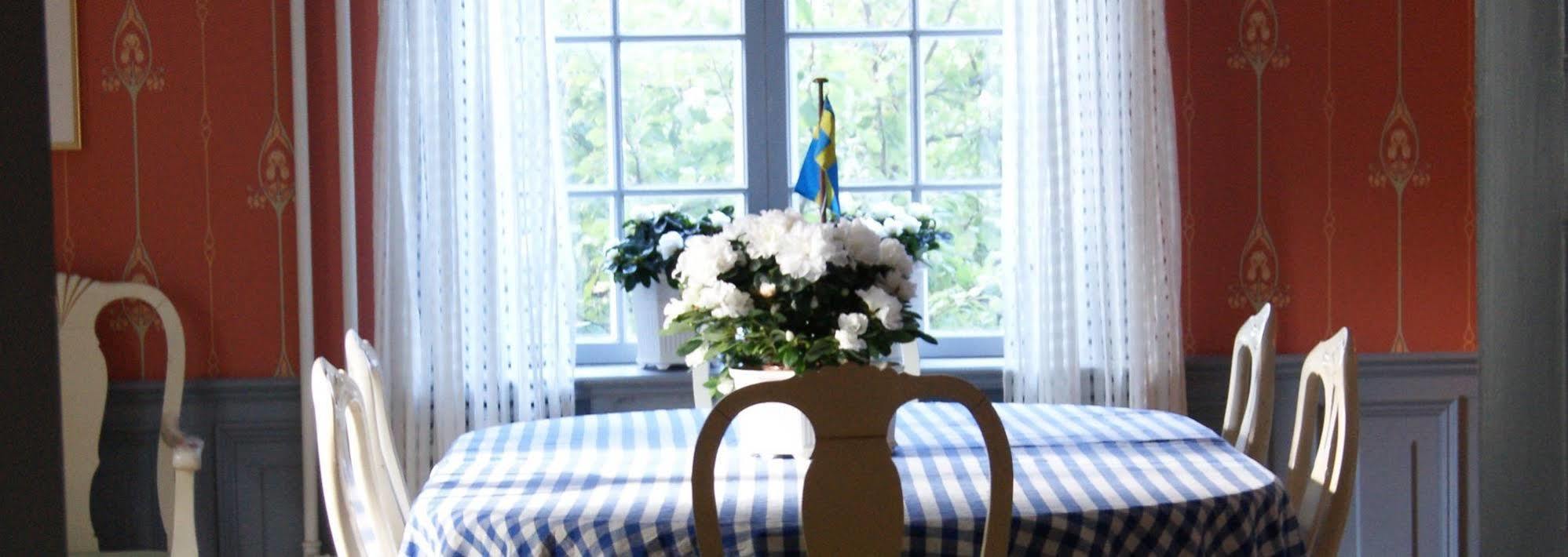נאקה Stockholm B&B Cottage מראה חיצוני תמונה