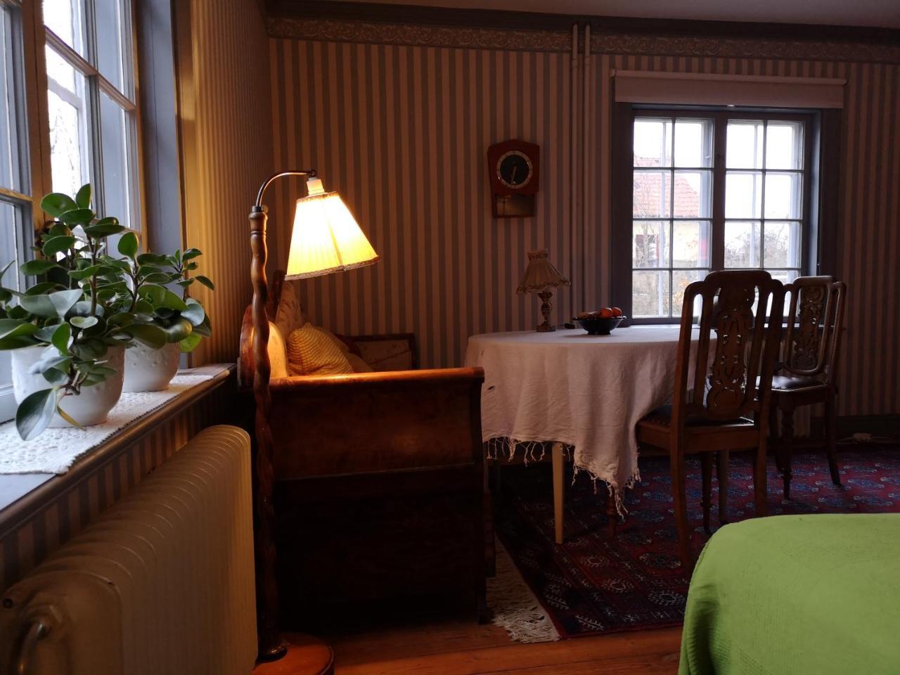 נאקה Stockholm B&B Cottage מראה חיצוני תמונה