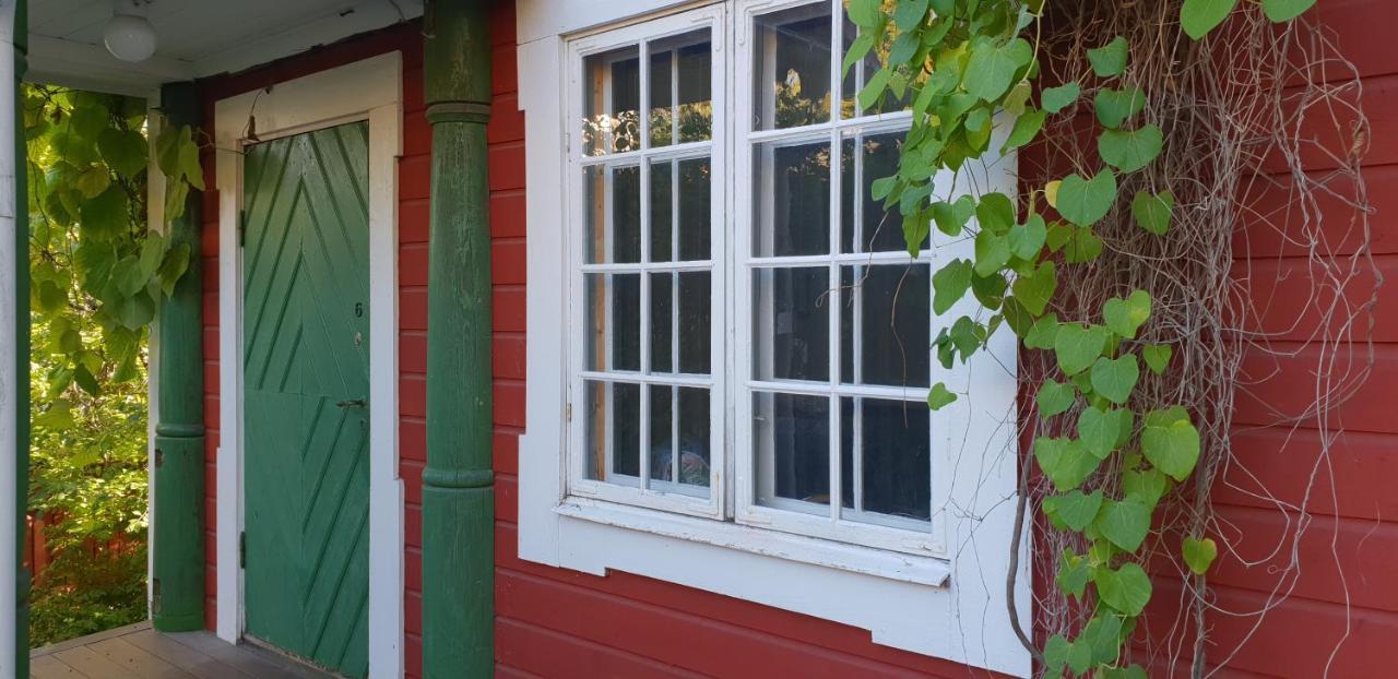 נאקה Stockholm B&B Cottage מראה חיצוני תמונה