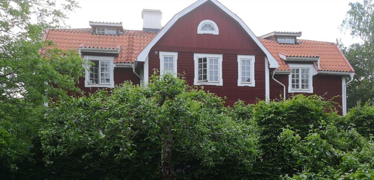 נאקה Stockholm B&B Cottage מראה חיצוני תמונה