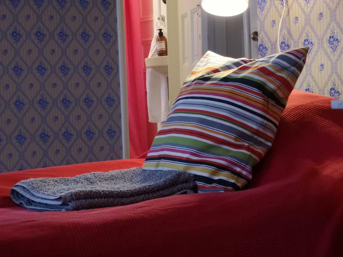 נאקה Stockholm B&B Cottage מראה חיצוני תמונה