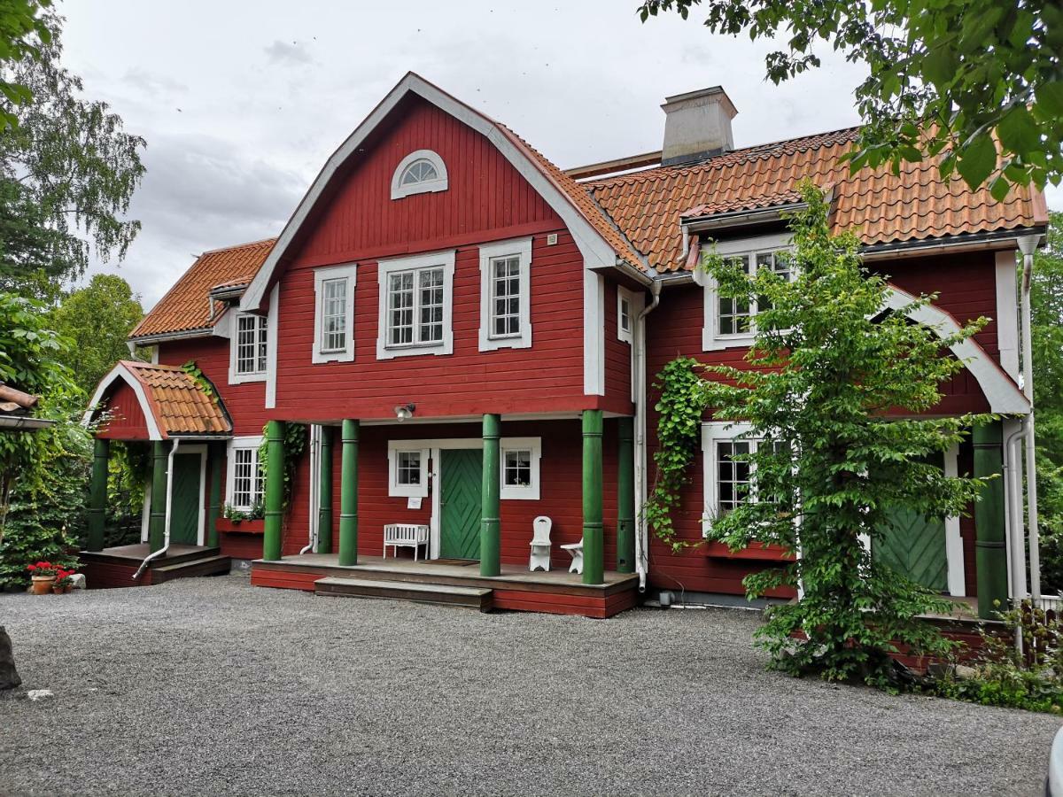 נאקה Stockholm B&B Cottage מראה חיצוני תמונה